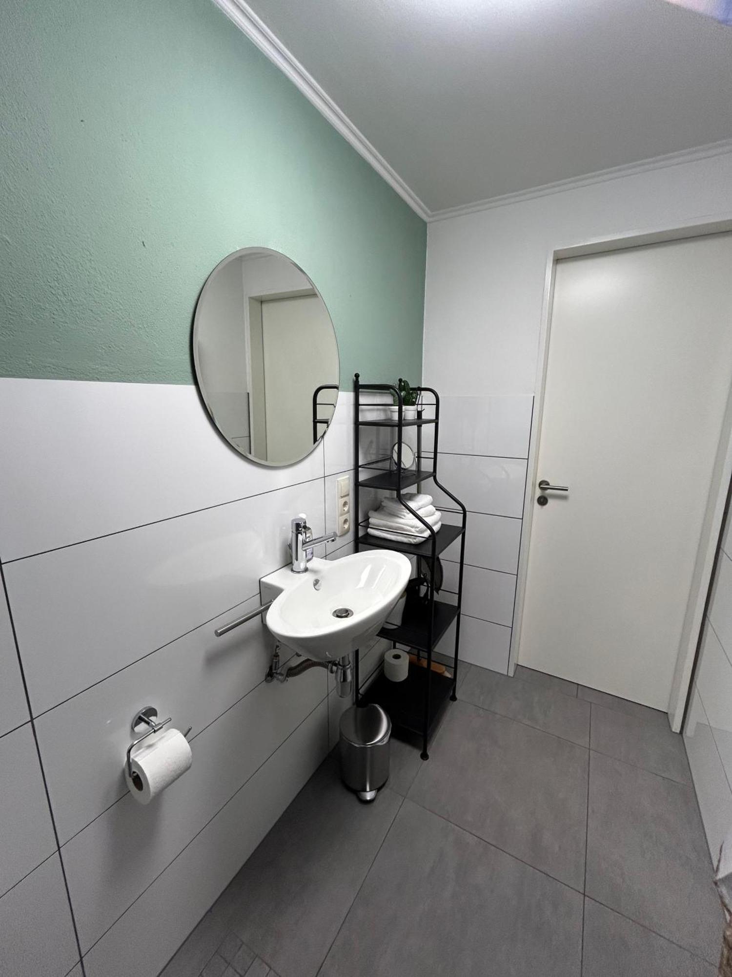 Gemuetliche Maisonette-Wohnung In Sankt Augustin Menden מראה חיצוני תמונה